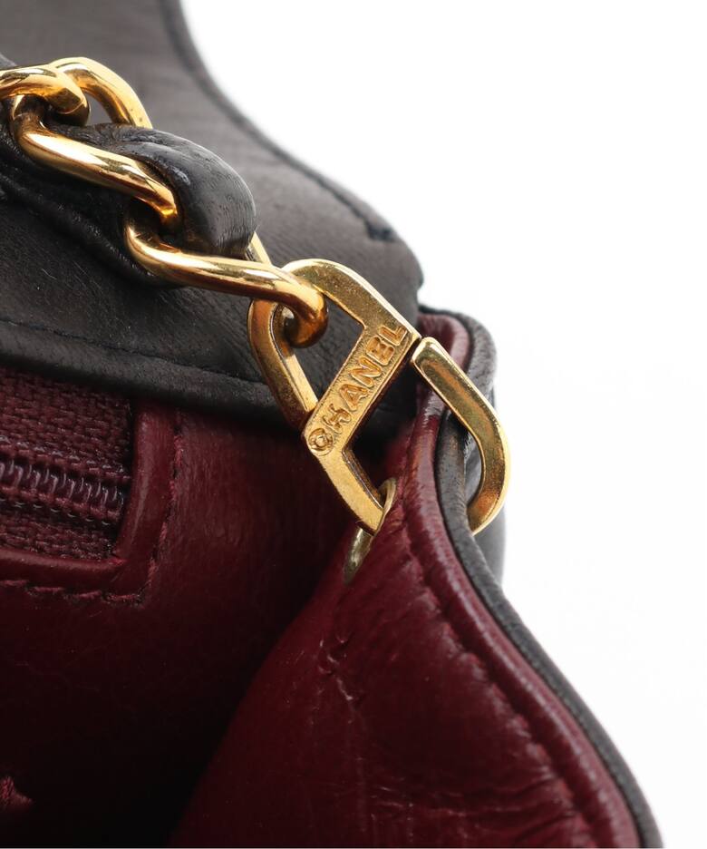 CHANEL / シャネル】 マトラッセバッグ ダイアナフラップ（ショルダー 