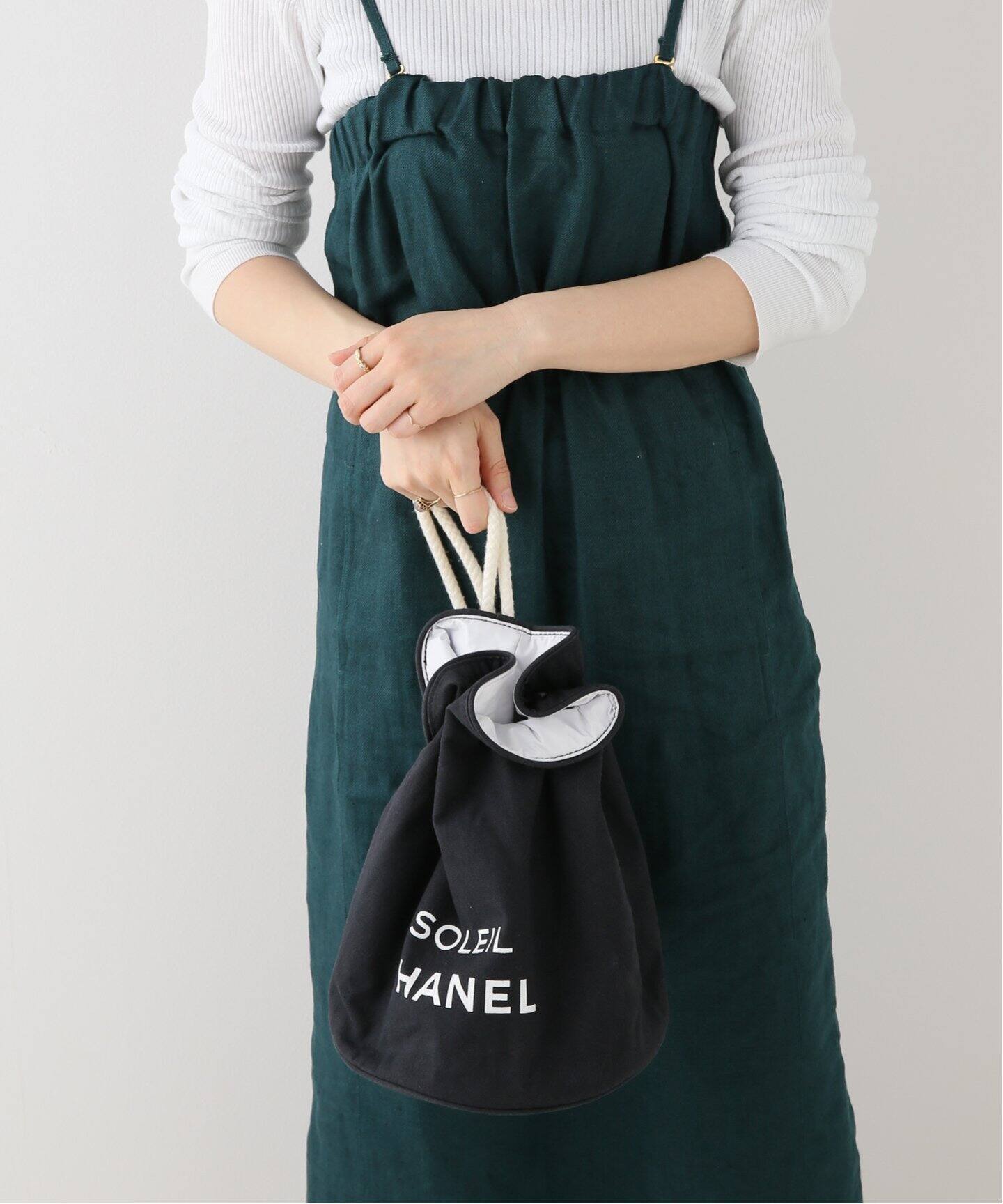 VINTAGE CHANEL/シャネル】 プールバッグ（ショルダーバッグ 