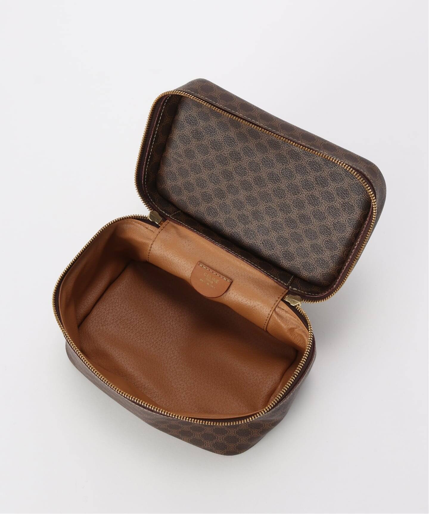 CELINE バニティバッグ　レザーポーチ CELINE バニティバッグ レザーポーチ CELINE - セリーヌ CELINE
