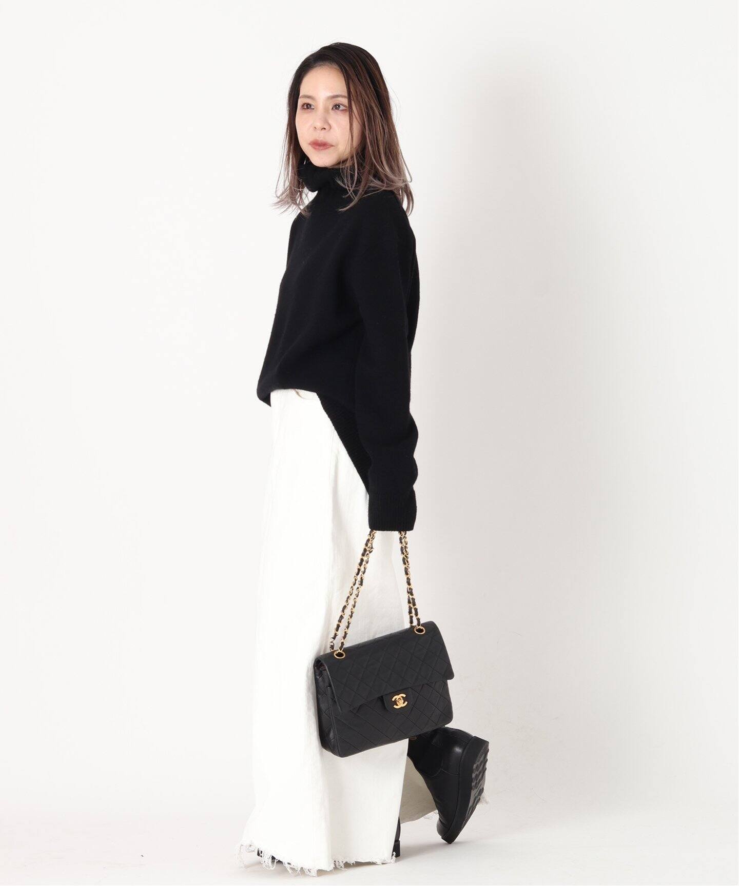 VINTAGE CHANEL/シャネル】 マトラッセチェーンショルダーバッグ 25 