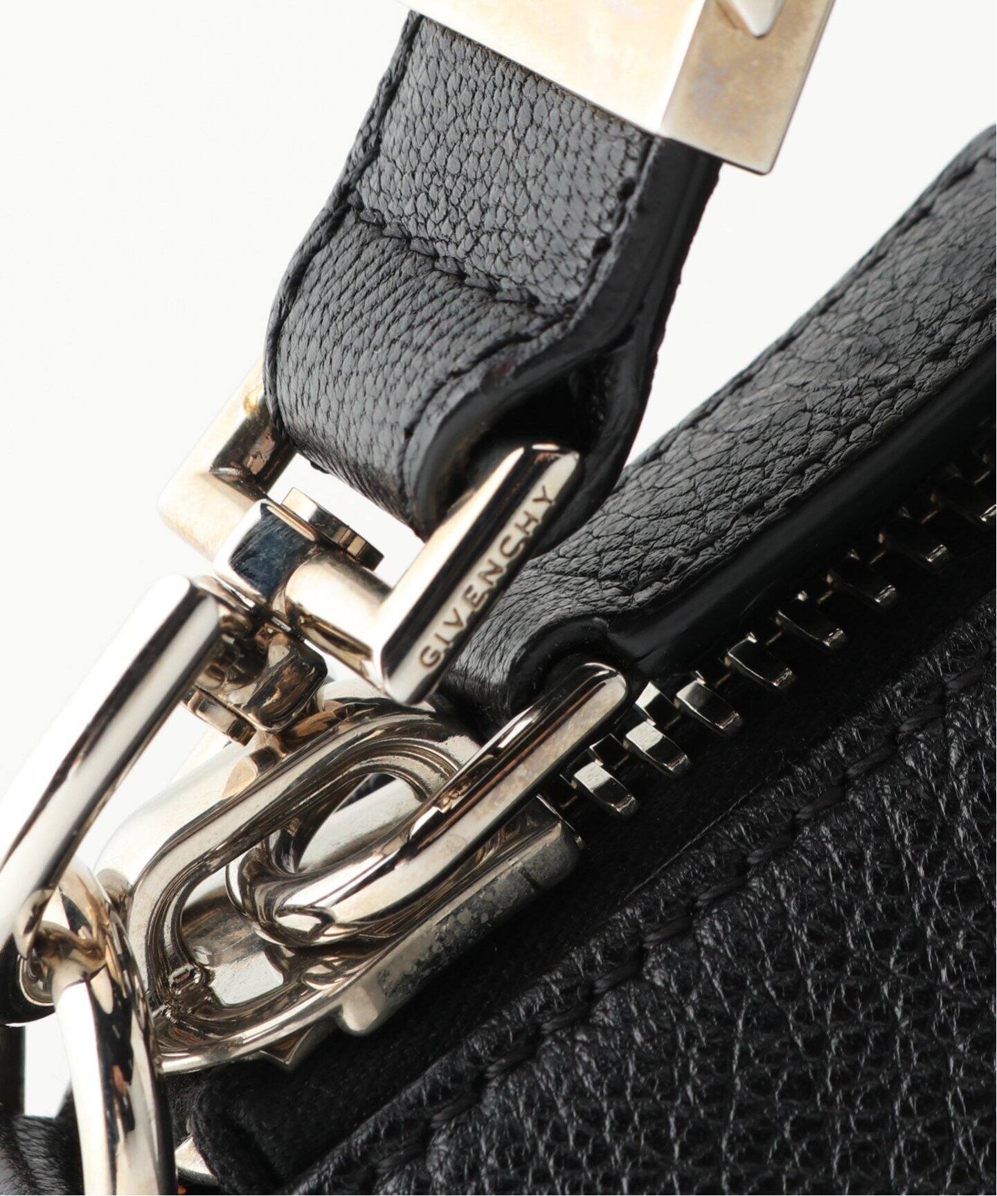 GIVENCHY Gクルーズ ショルダーストラップバッグ 羽織ら