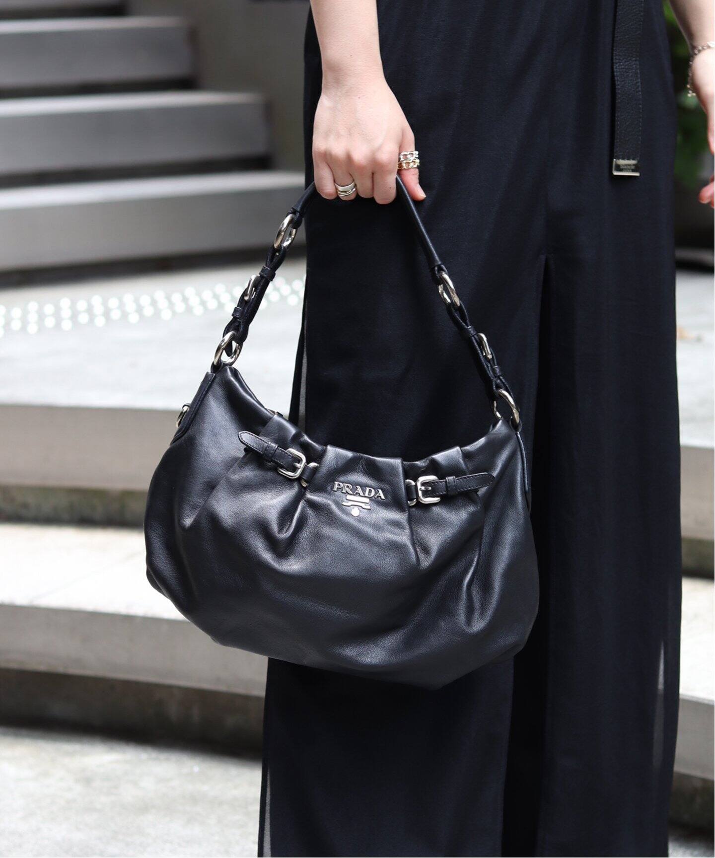 プラダPRADAハンドバック、セミショルダーバック 【公式通販】