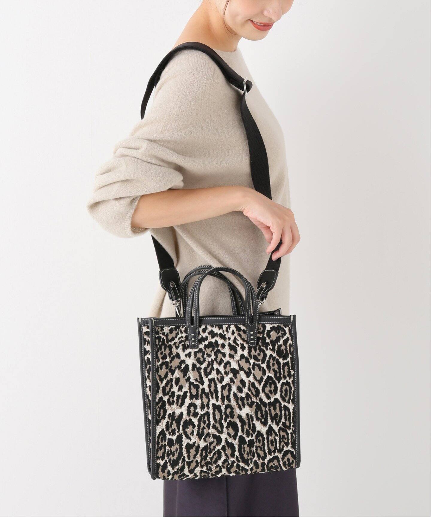 A VACATION/ア ヴァケーション】別注 ROCK レオパード（ハンドバッグ  