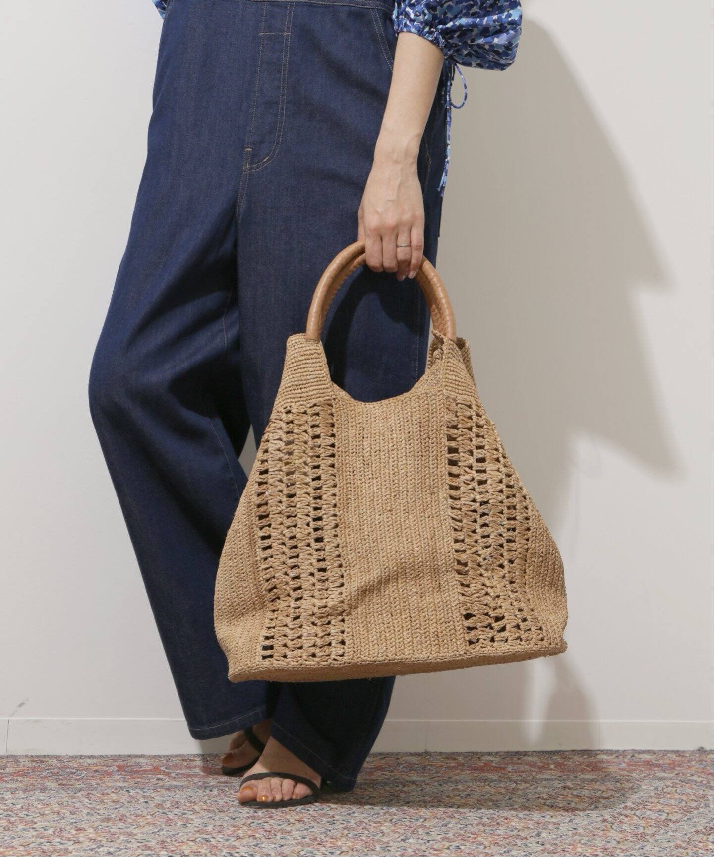 A POINT ETC/アーポワン ウテセ】 raphia bag（ハンドバッグ）｜IENA  