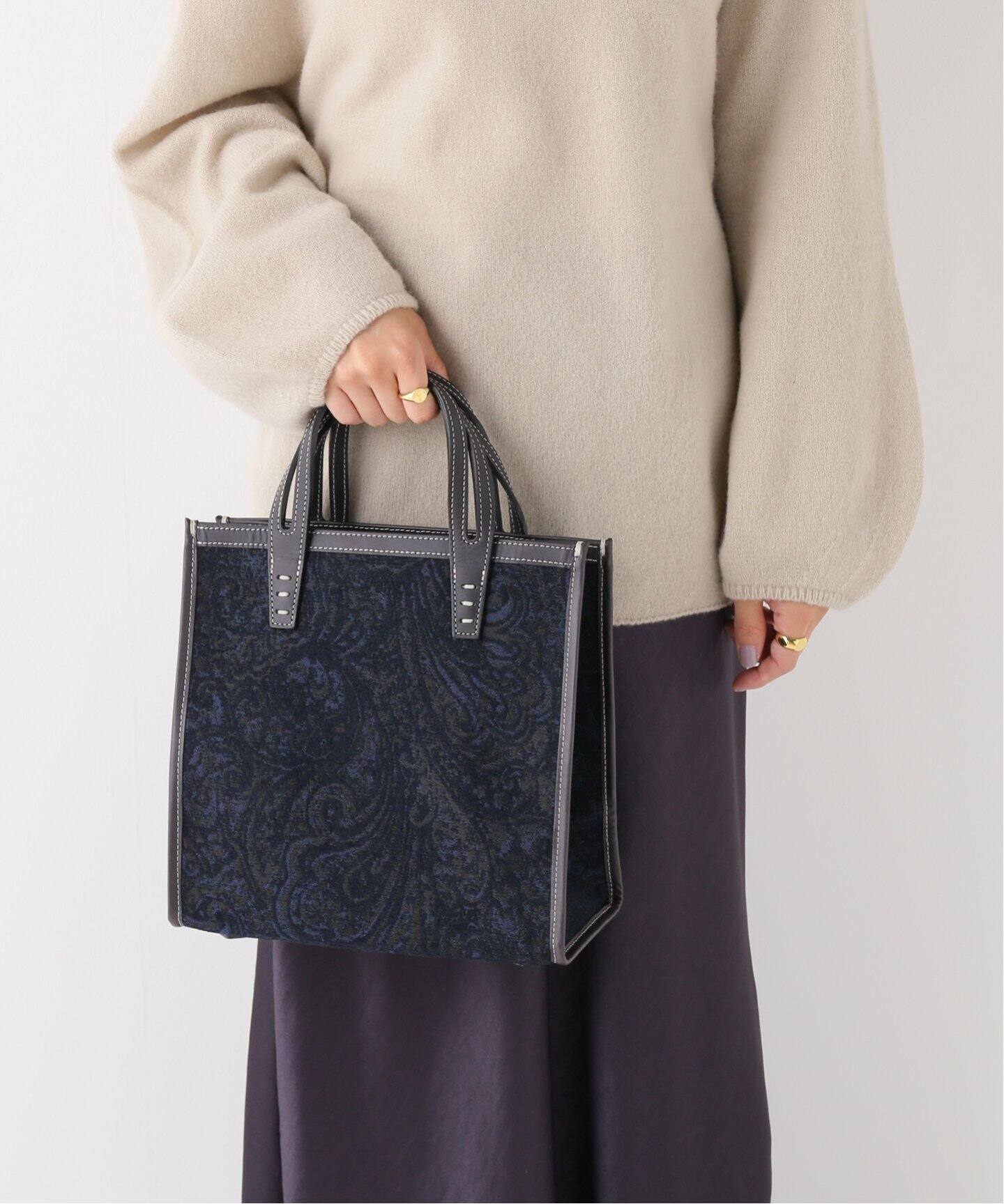 A VACATION/ア ヴァケーション】BOX ペイズリーバッグ（ハンドバッグ  