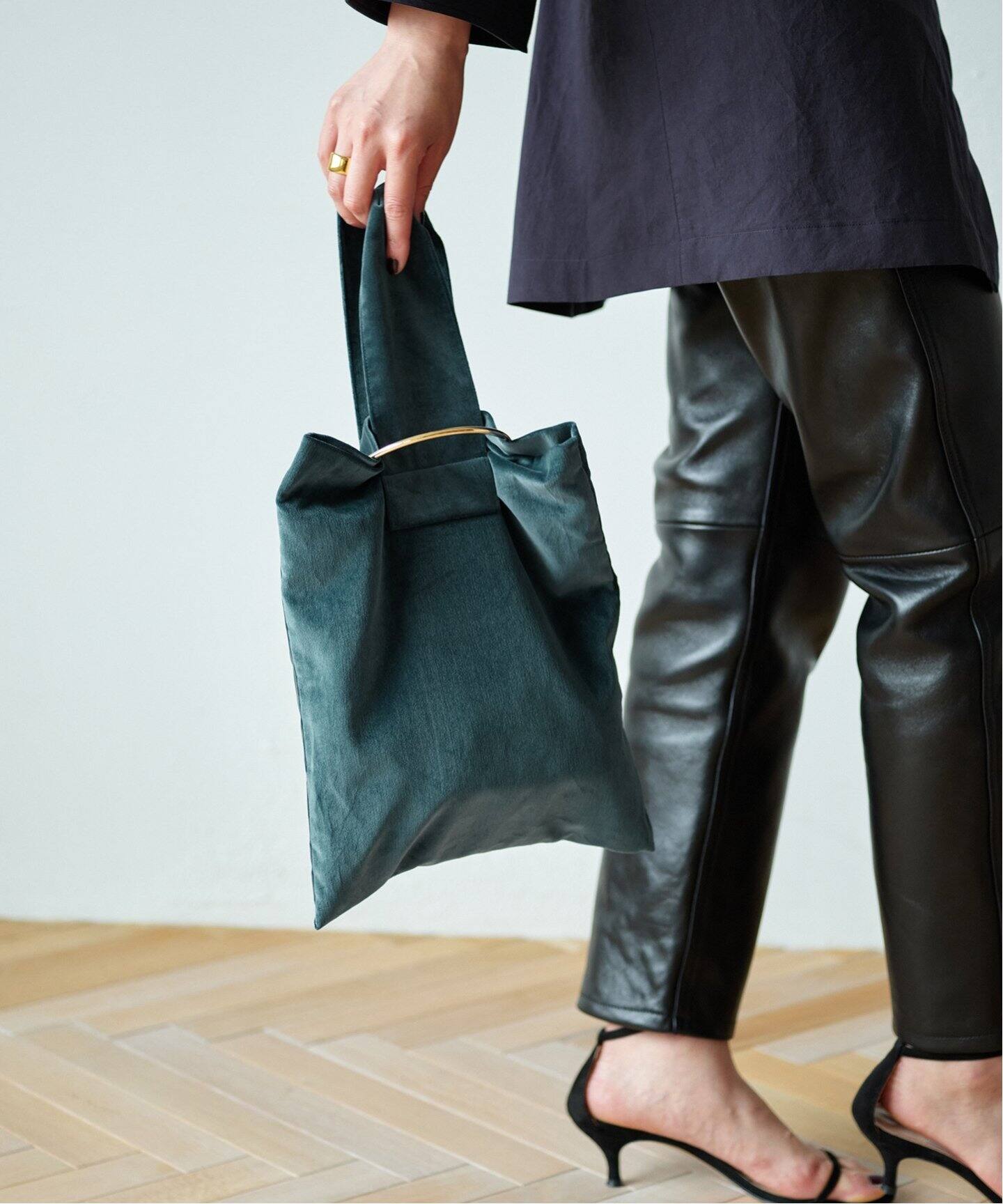 LERET.H/ルレアッシュ】サック・カレ（ハンドバッグ）｜VERMEIL par  