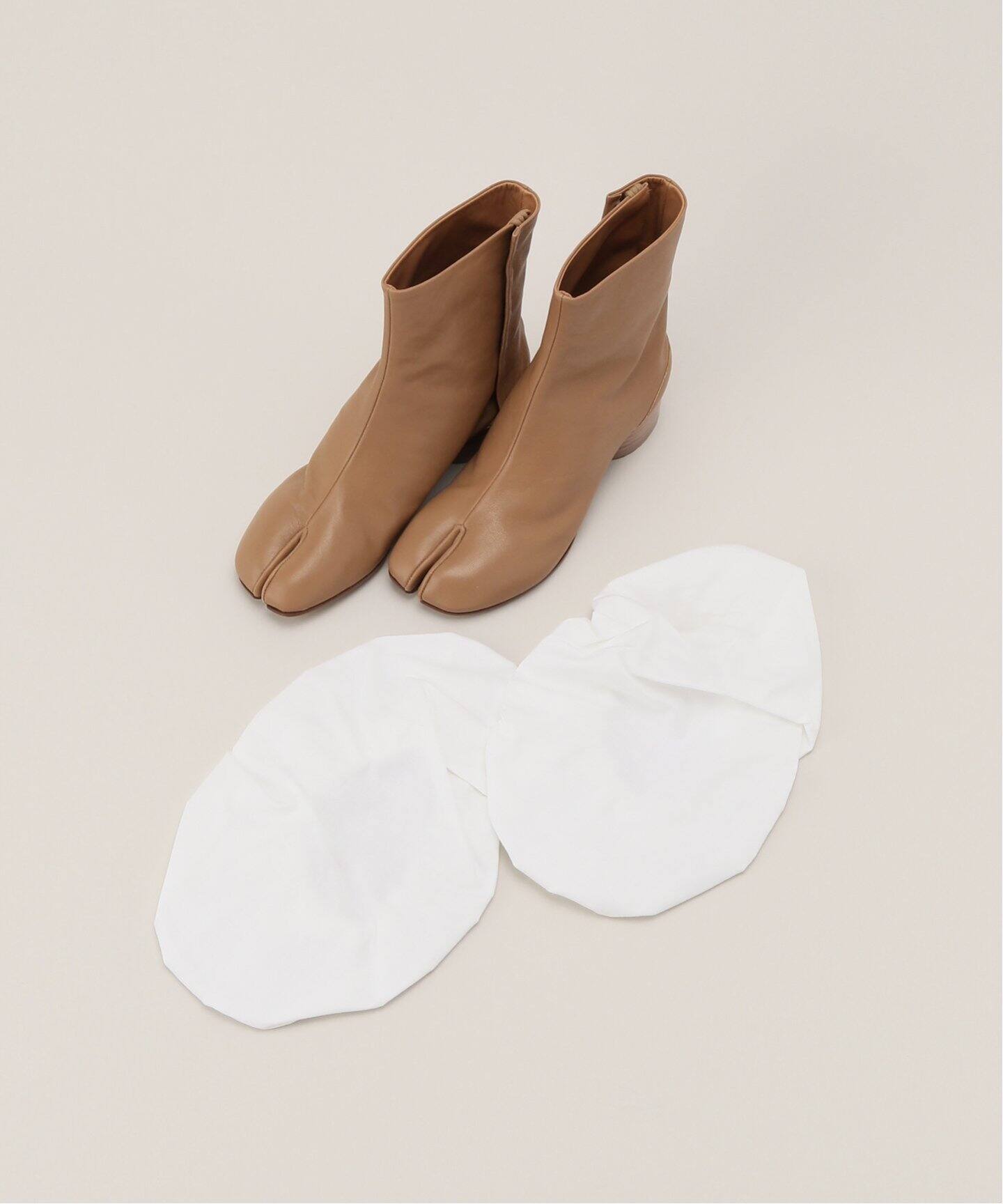 Maison Margiela/メゾン マルジェラ TABI H30 ブーツ(ベージュ 