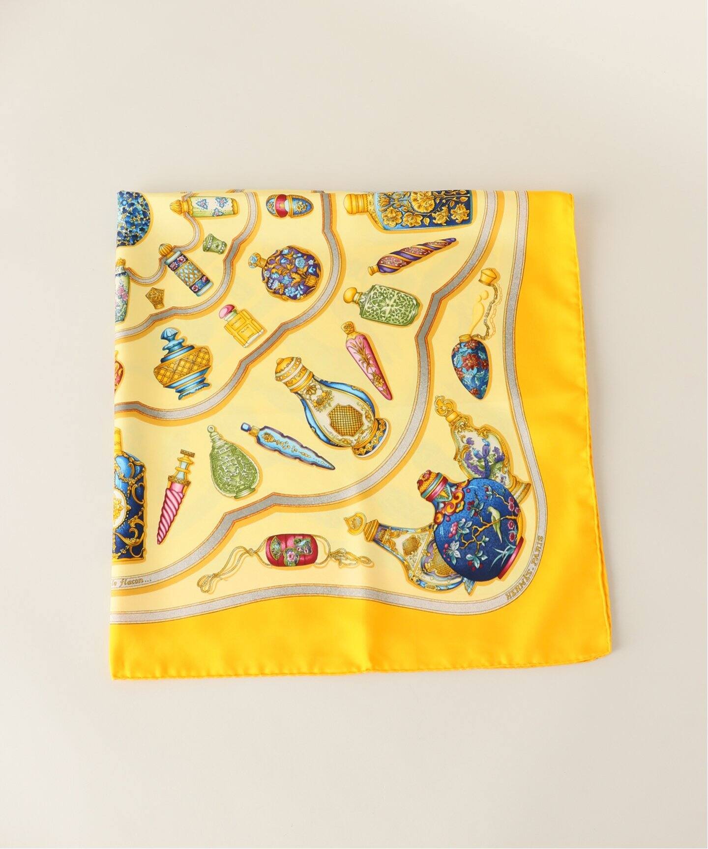 HERMES / エルメス】Scarf Quimporte Le Flacon / 香水瓶（スカーフ  