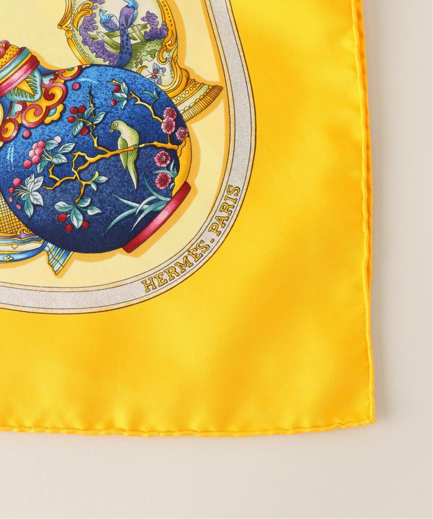 HERMES / エルメス】Scarf Quimporte Le Flacon / 香水瓶（スカーフ  