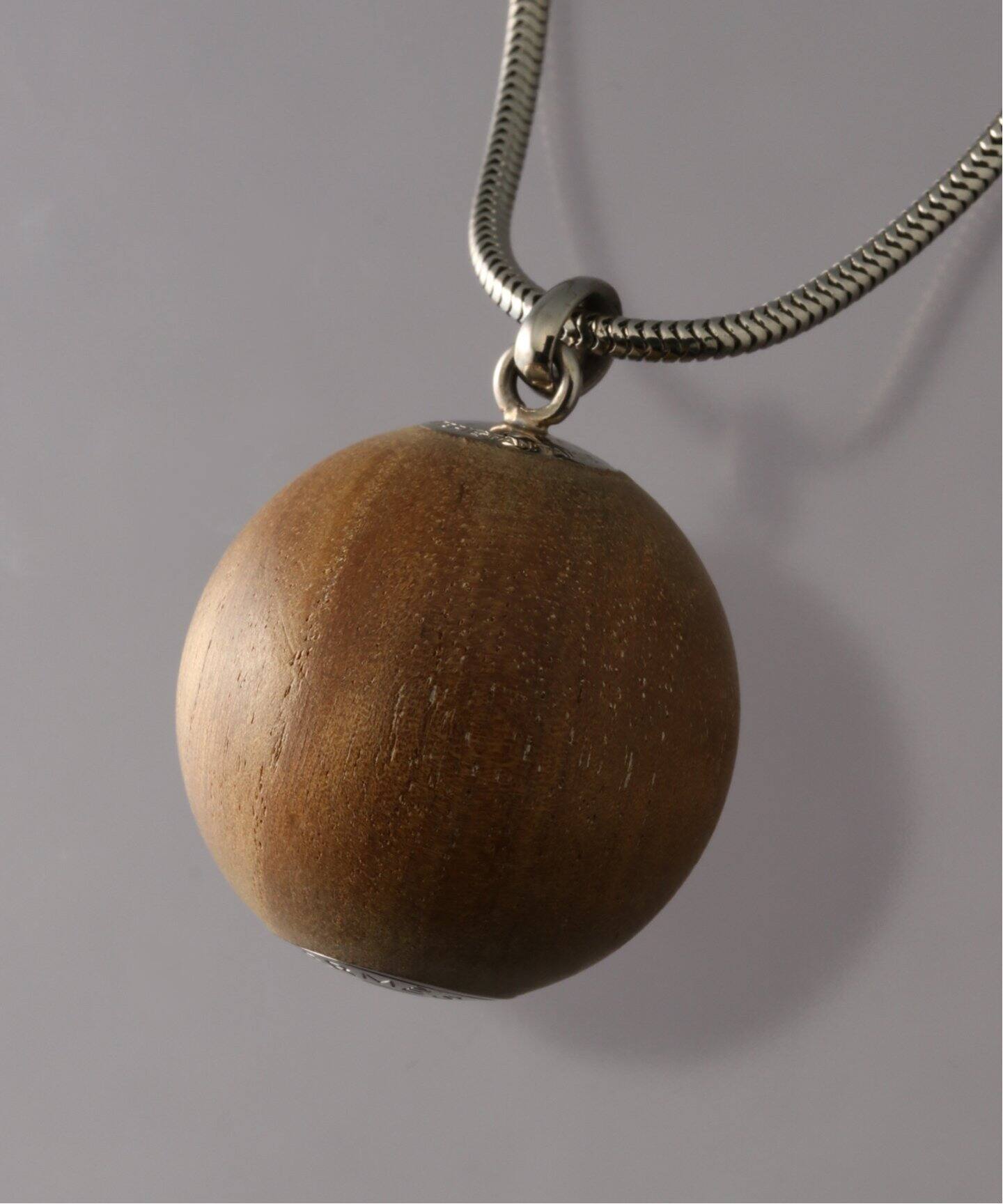 VINTAGE HERMES / エルメス】 ”Sellier Wood Ball” Choker / セリエ 