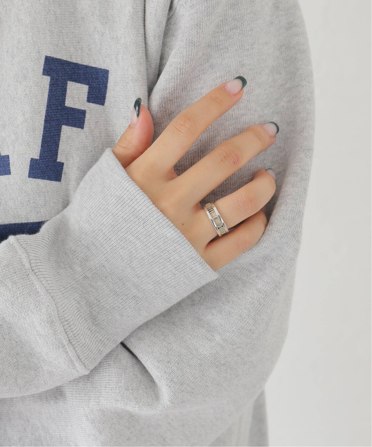 ティファニー 繰り返し リング 