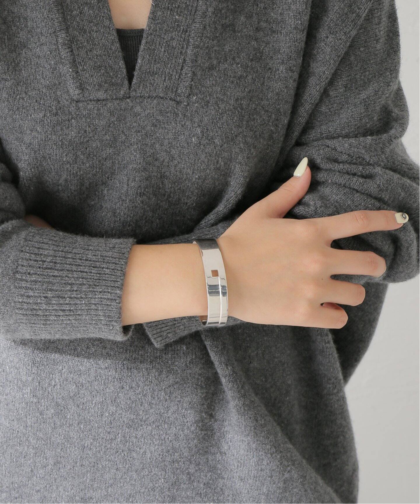 GUCCI / グッチ】Bangle SLV925（ブレスレット・バングル）｜HIROB  