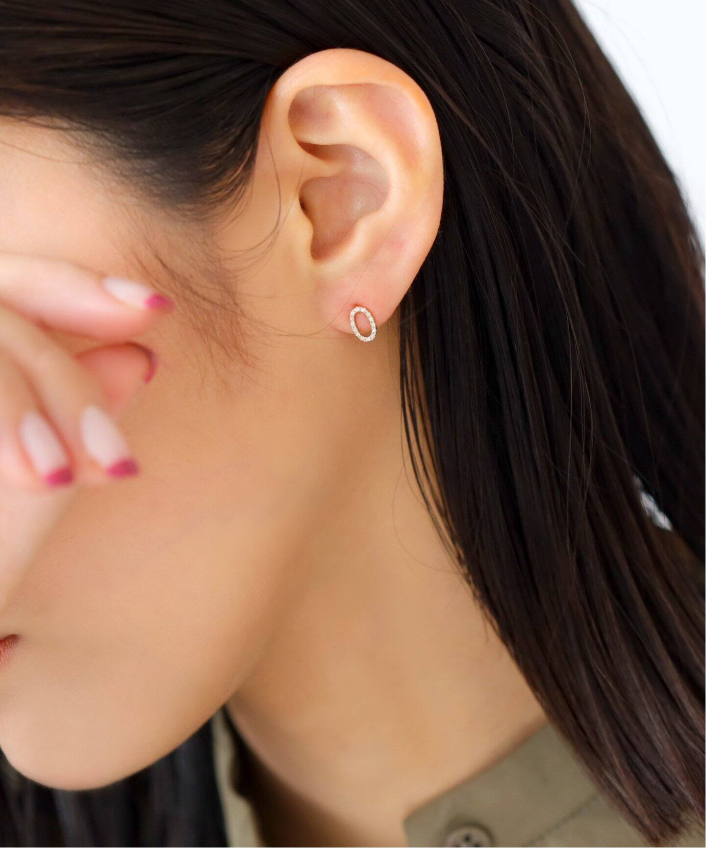 オーバルラインダイヤピアス K10（両耳）（ピアス（両耳用））｜Lilas 