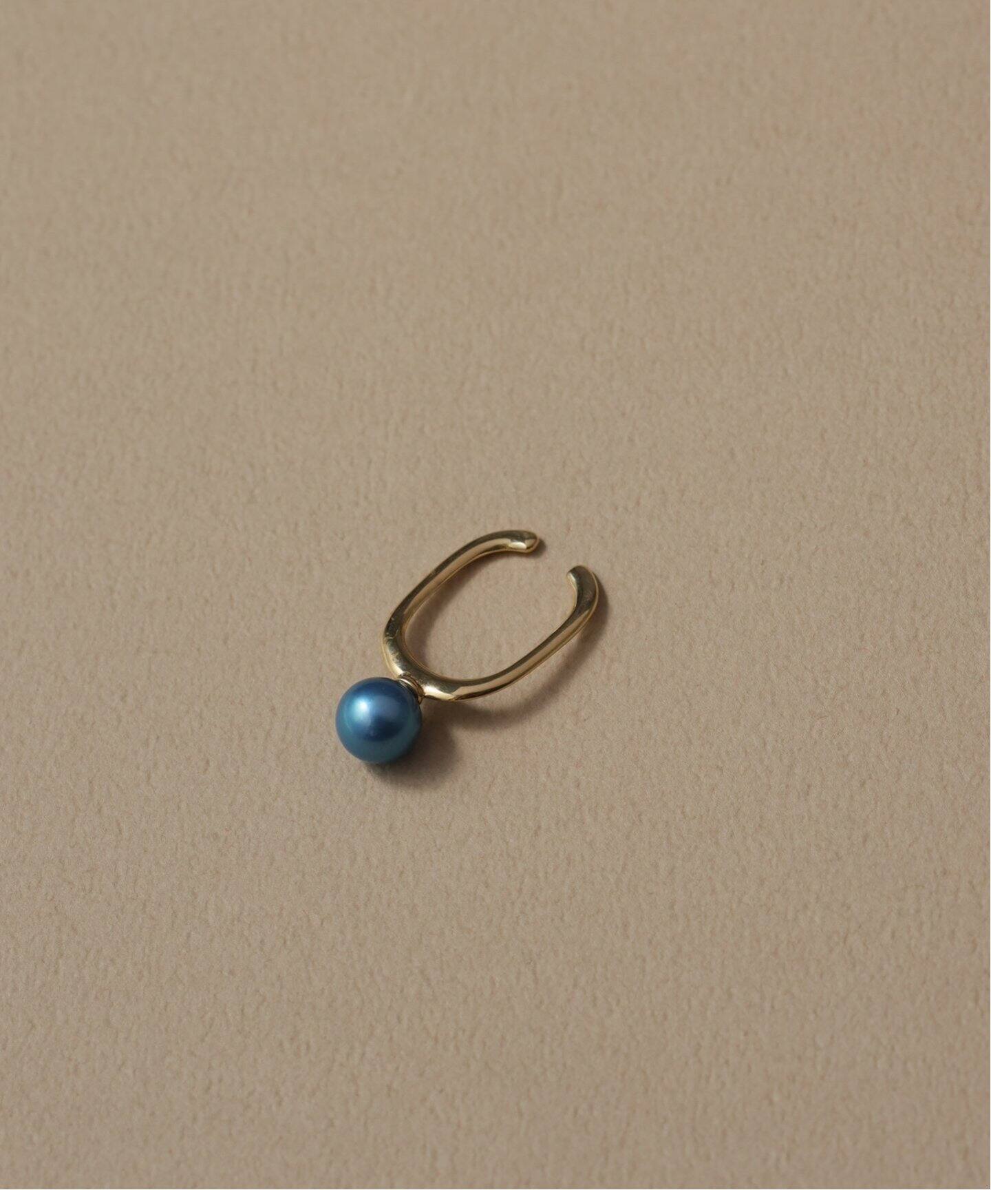 インディゴパール1粒オーバルイヤーカフ K10（片耳）（イヤーカフ 