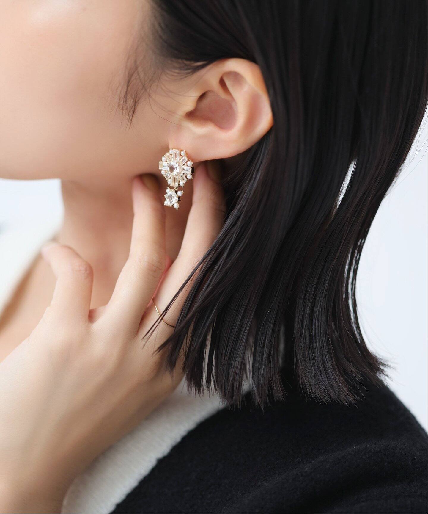 ホワイトトパーズサークルモチーフパールピアス K10（両耳）（ピアス 