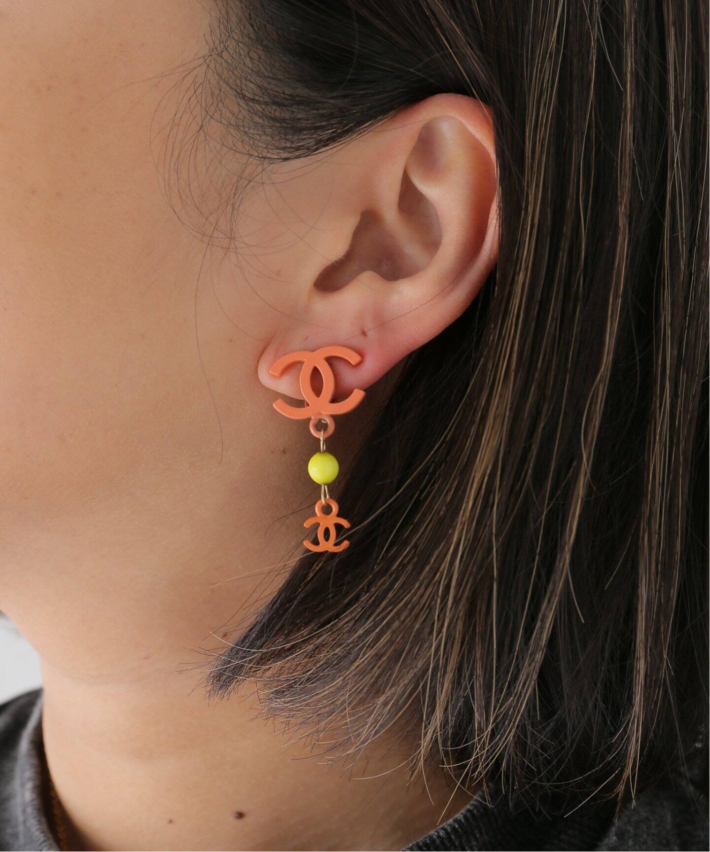 VINTAGE CHANEL/シャネル】 earring logo（イヤリング）｜ENSEMBLE 