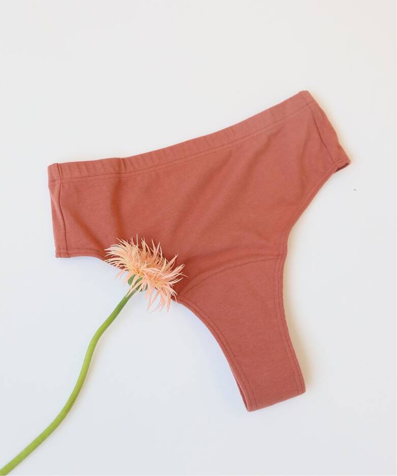 アンダーウェア／水着