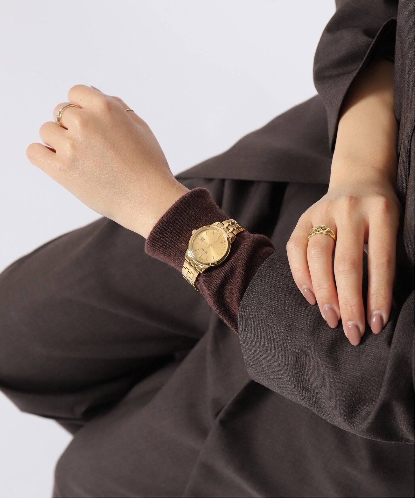 【美品】 セイコー エッセンシャルズ SUR444 レディース 腕時計 ゴールド Seiko – Essentials Gold Champagne Dial Quartz Ladies Watch