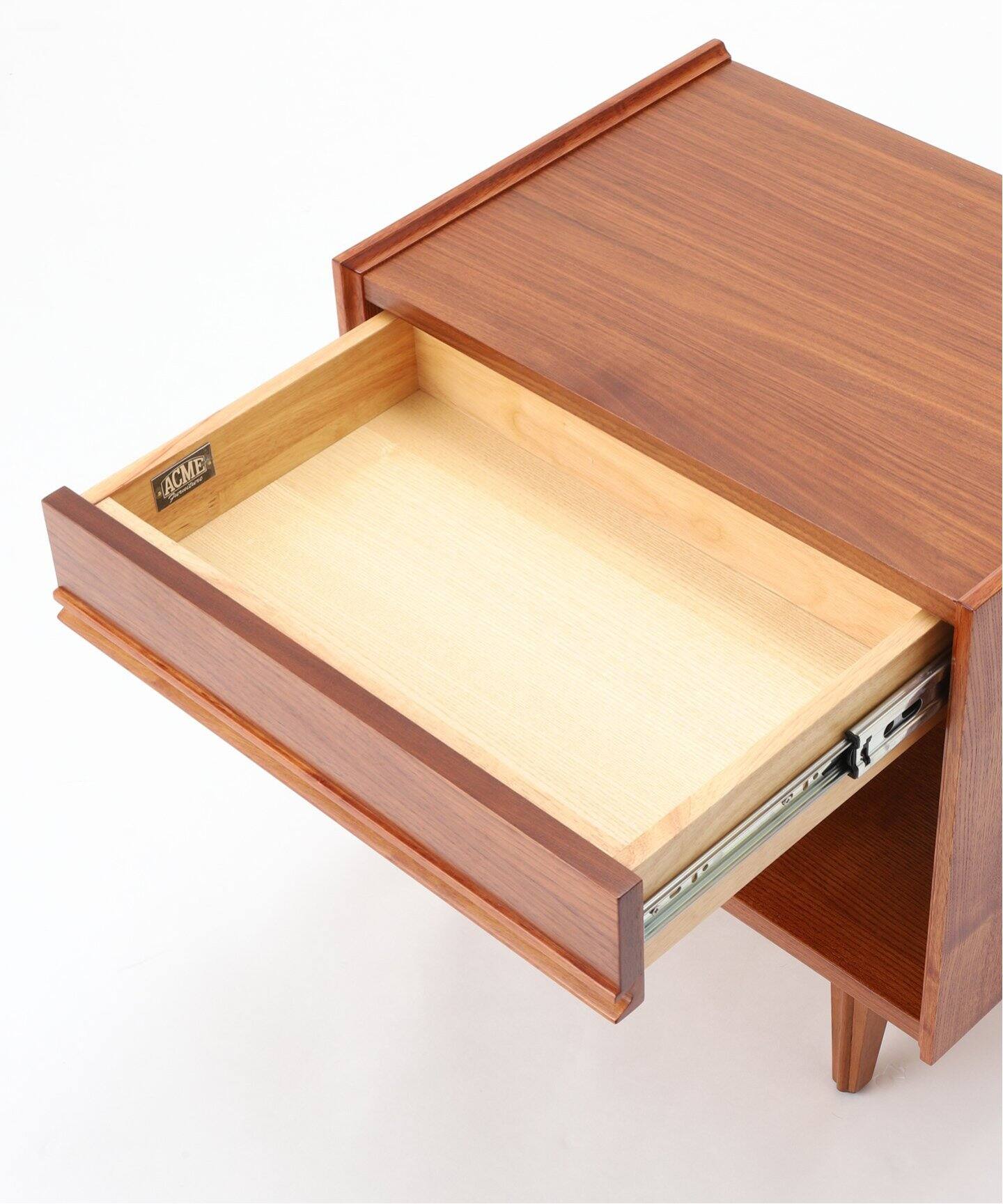 中型商品》TRESTLES NIGHT STAND トラッセルナイトスタンド（収納家具 
