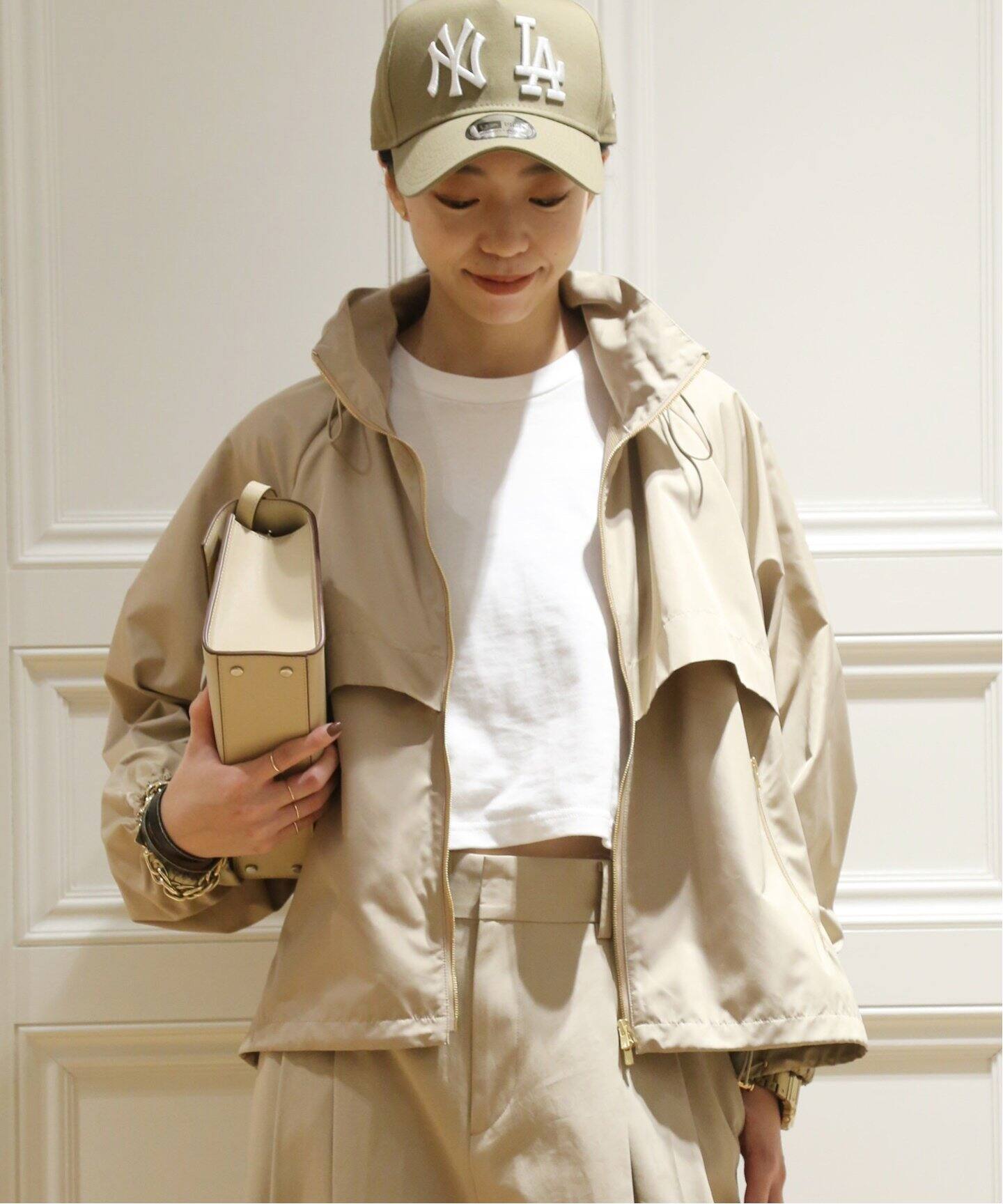 ドゥーズィエムクラス フルジップブルゾン ベージュ フルジップショートブルゾン（その他ブルゾン／アウター）｜MUSE de Deuxieme  Classe（ミューズ ドゥ ドゥーズィエム クラス）の通販｜BAYCREW'S STORE ドゥーズィエムクラス フルジップブルゾン ベージュ ドゥーズィエムクラス　BONJOUR MADAME フルジップブルゾン