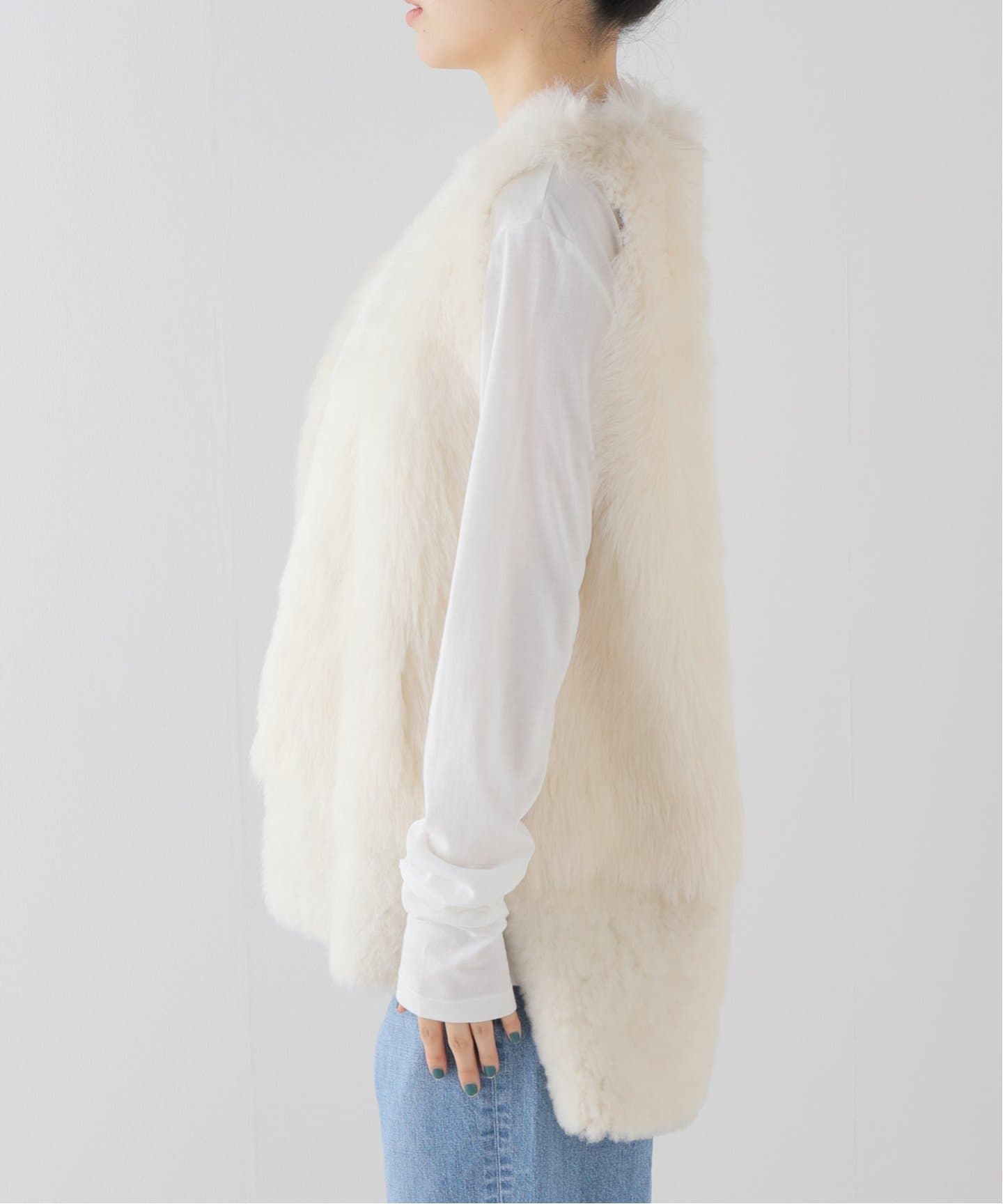 カールドノヒュー　ジレ KARL DONOGHUE/カールドノヒュー】LAMBSKIN ジレ（GRAY、WHITE
