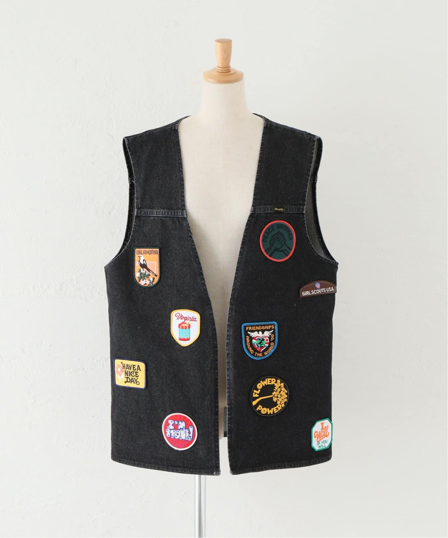 日本最大のブランド Wrangler】別注 WAPPN [BLACK]：ベスト（ベスト GILLET トップス