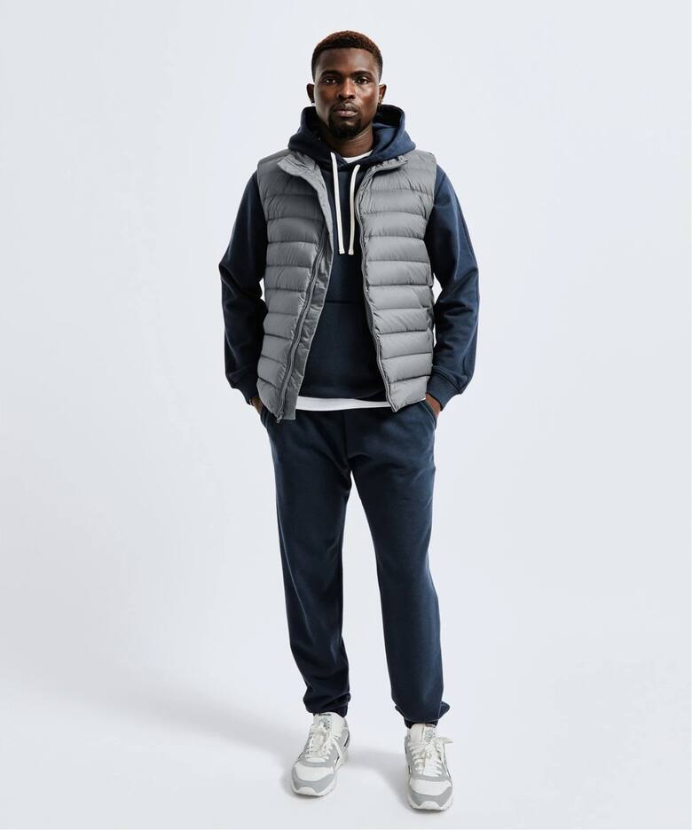 LIGHTWEIGHT TAFFETA WARM UP VEST（ダウン・中綿ベスト）｜REIGNING  