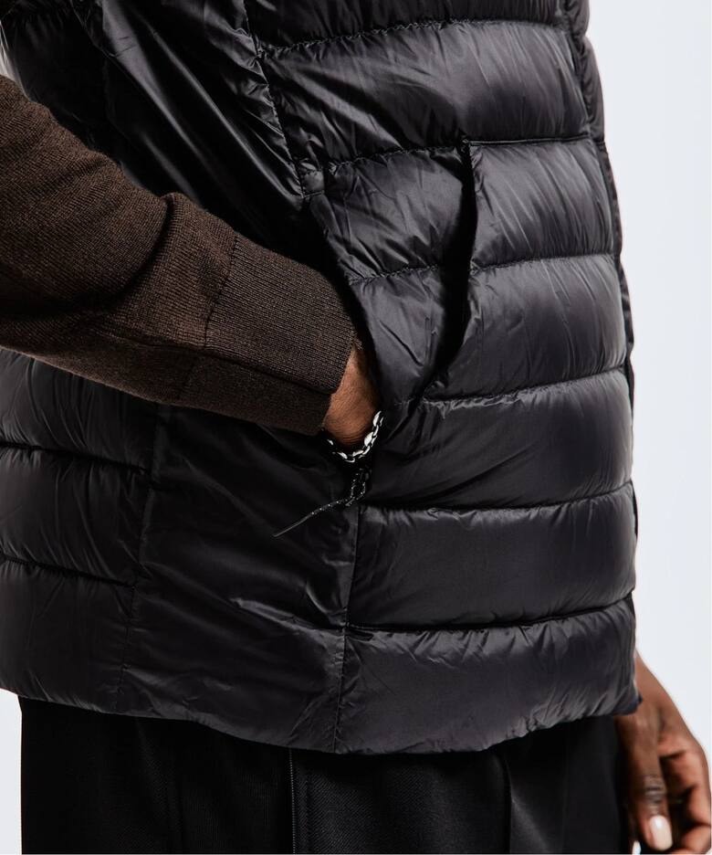 LIGHTWEIGHT TAFFETA WARM UP VEST（ダウン・中綿ベスト）｜REIGNING CHAMP（レイニングチャンプ）の