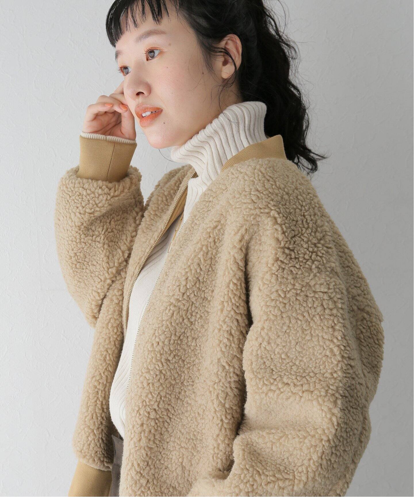 美品 アダワスのボアジャケット 足さ