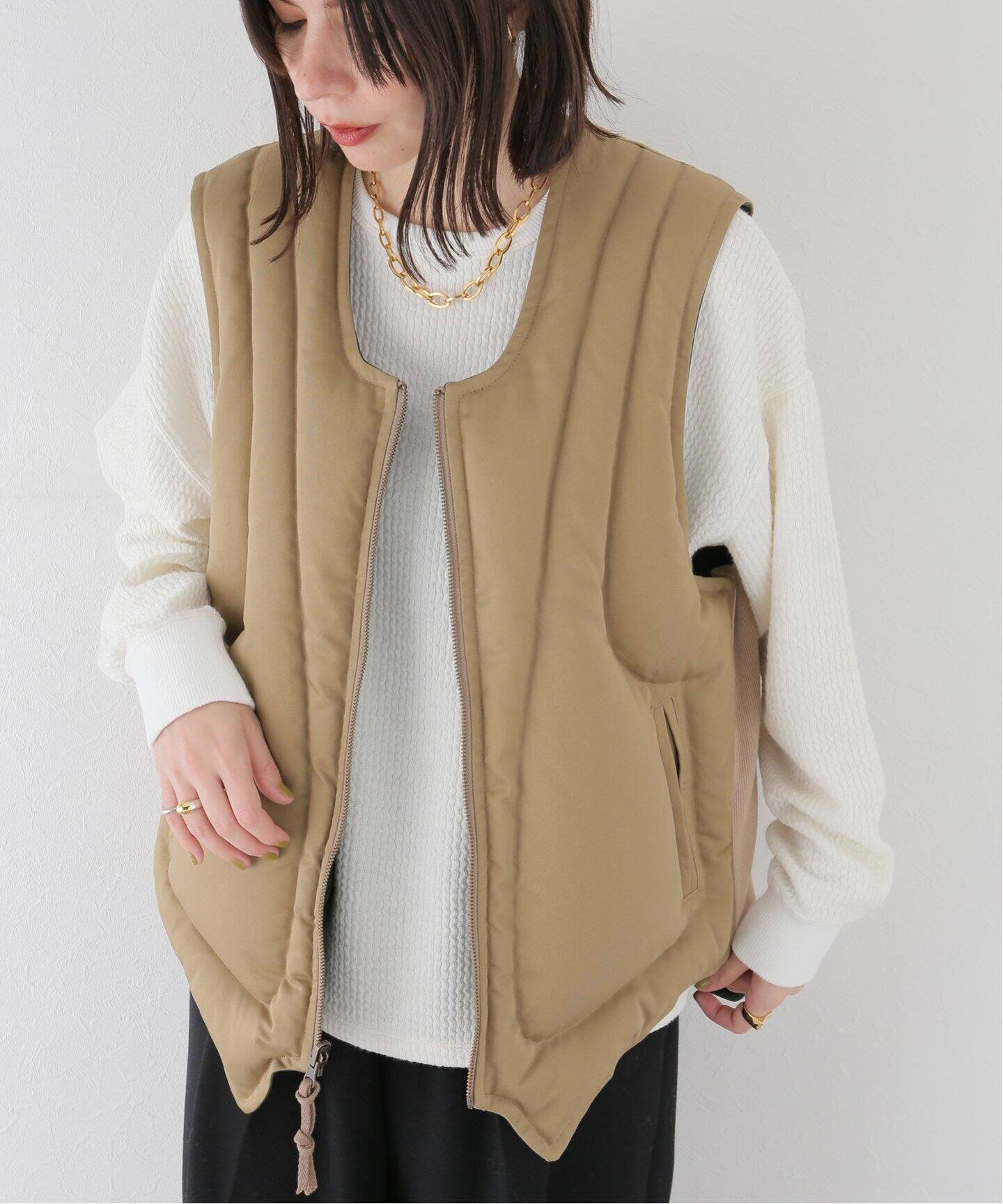 refomed / リフォメッド】REVERSIBLE SAND BAG DOWN VEST（ベスト 