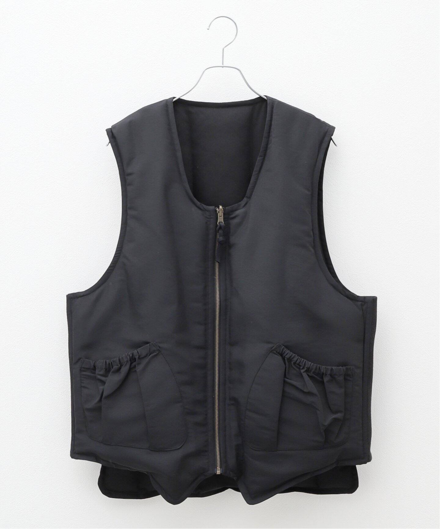 refomed / リフォメッド】REVERSIBLE SAND BAG DOWN VEST（ベスト 