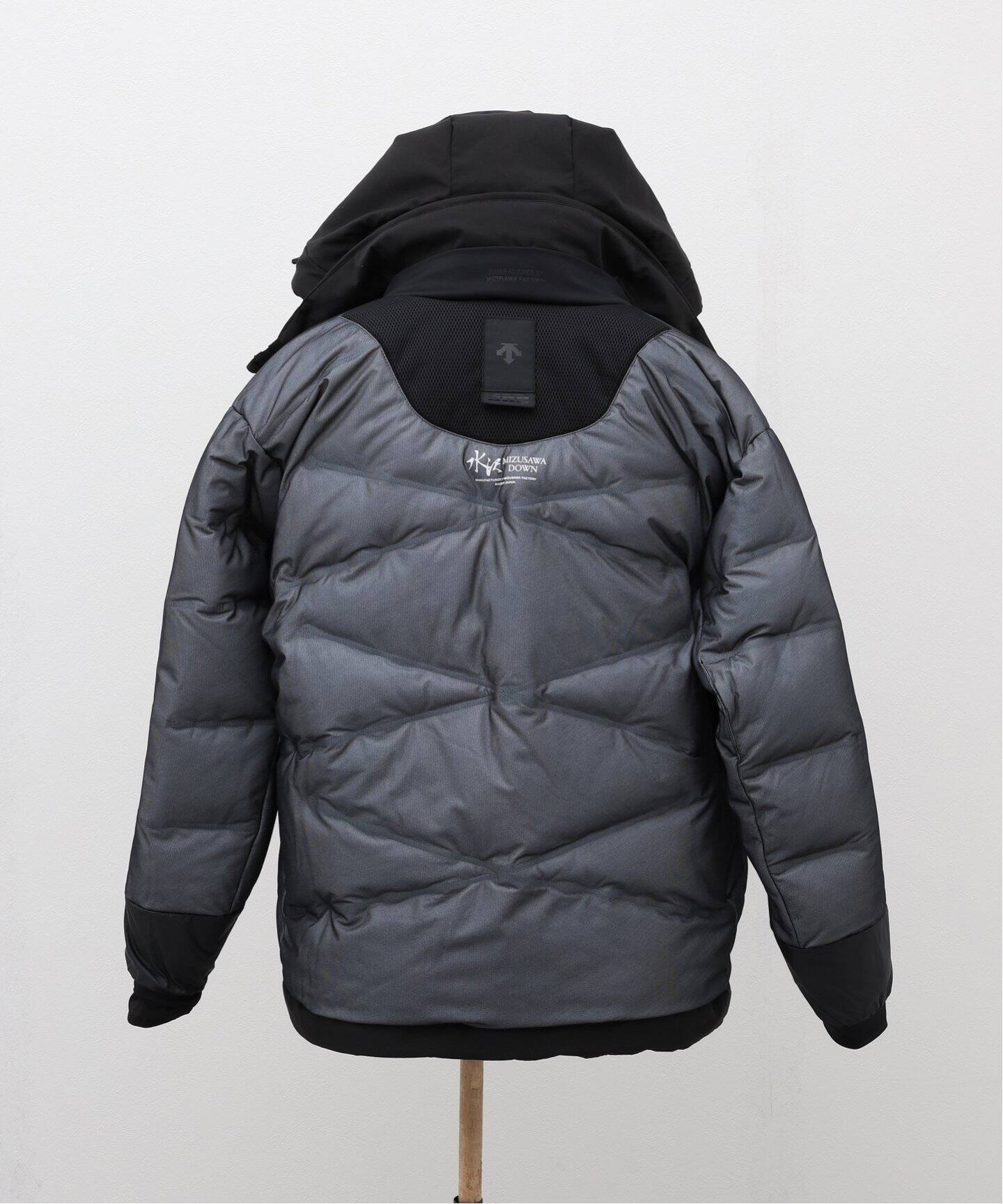 DESCENTE ALLTERRAIN】水沢ダウン INVISIBLE DOWN INV-05（ダウン 