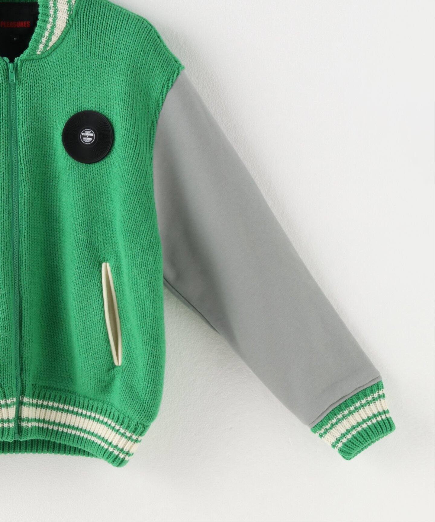 PLEASURES / プレジャー】SMOKE KNITTED VARSITY JACKET（スタジャン 