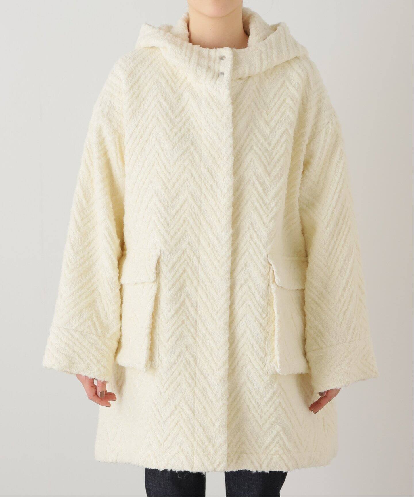 ホワイトフラッフィービッグブルゾン（その他ブルゾン／アウター 