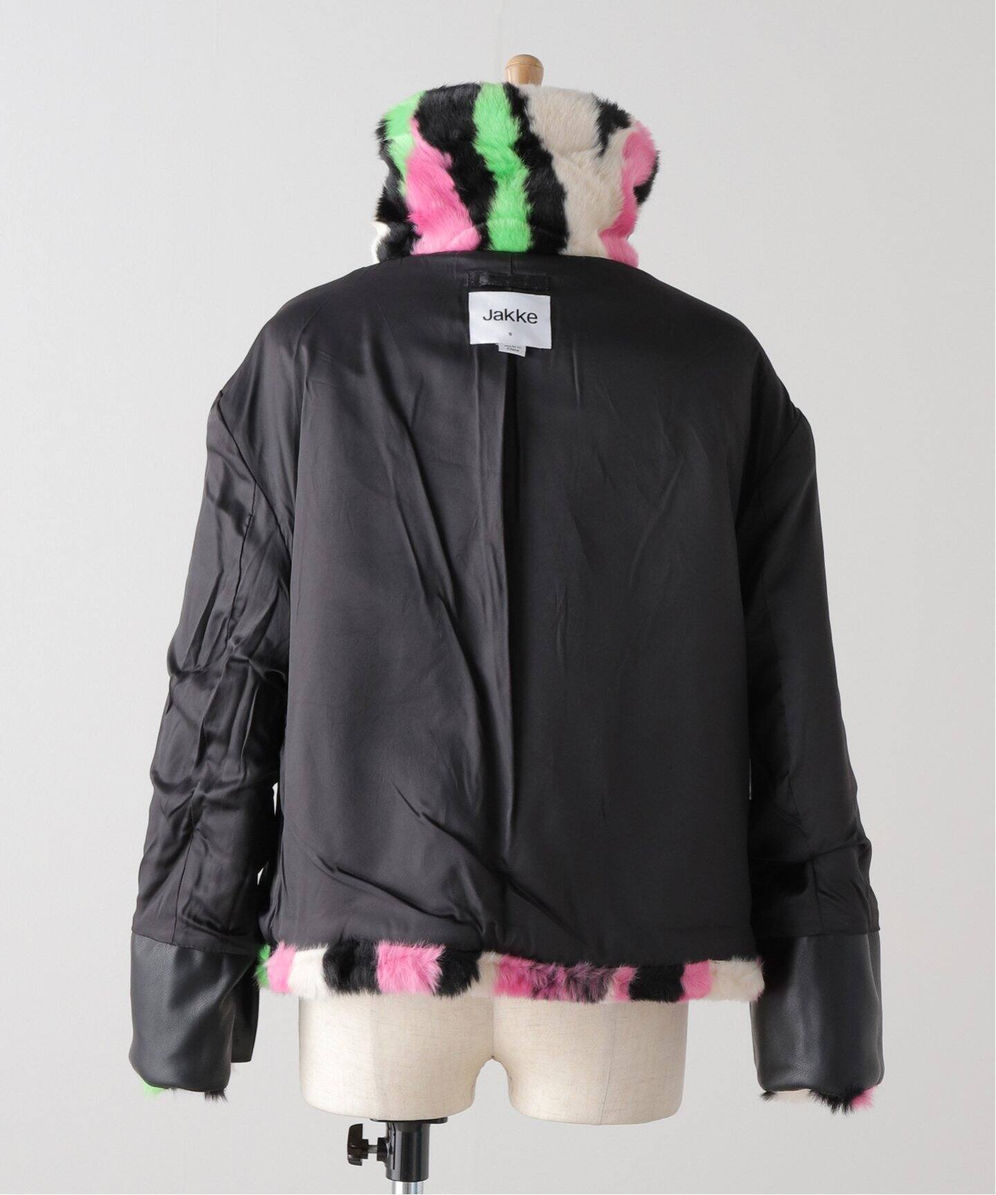JAKKE/ジャッキー】TRACI COAT MULTI STRIPE：フェイクファーコート 