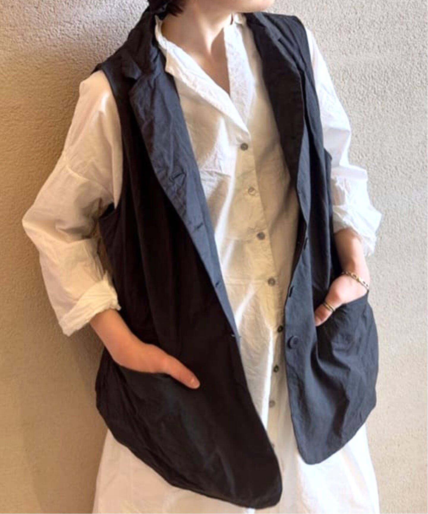 ALBUM DI FAMIGLIA/アルバム ディ ファミリア】SLEEVELESS BLAZER CC 