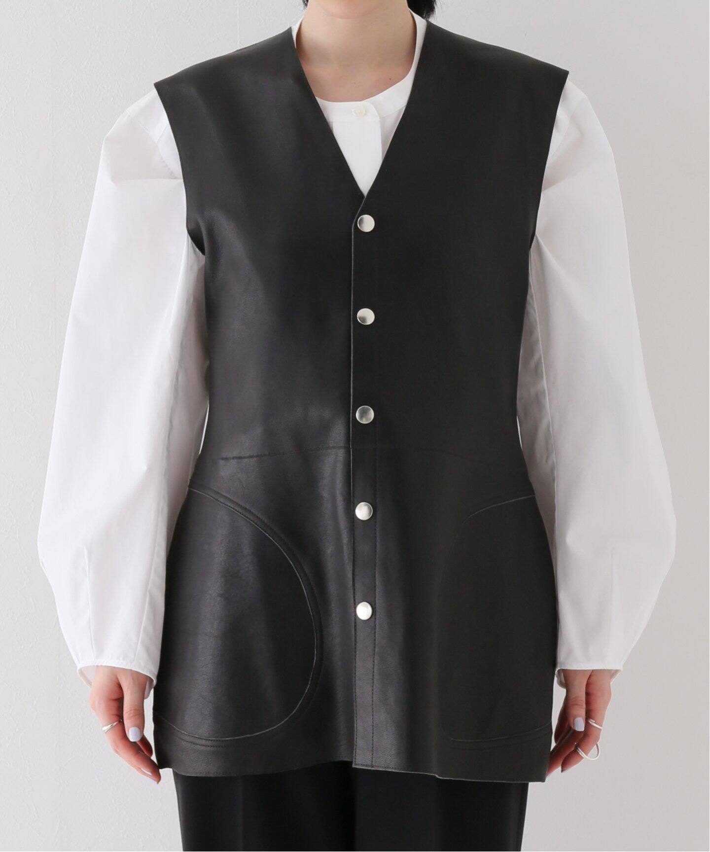 INSCRIRE/アンスクリア】Seep Leather Gilet（ジレ）｜VERMEIL par 