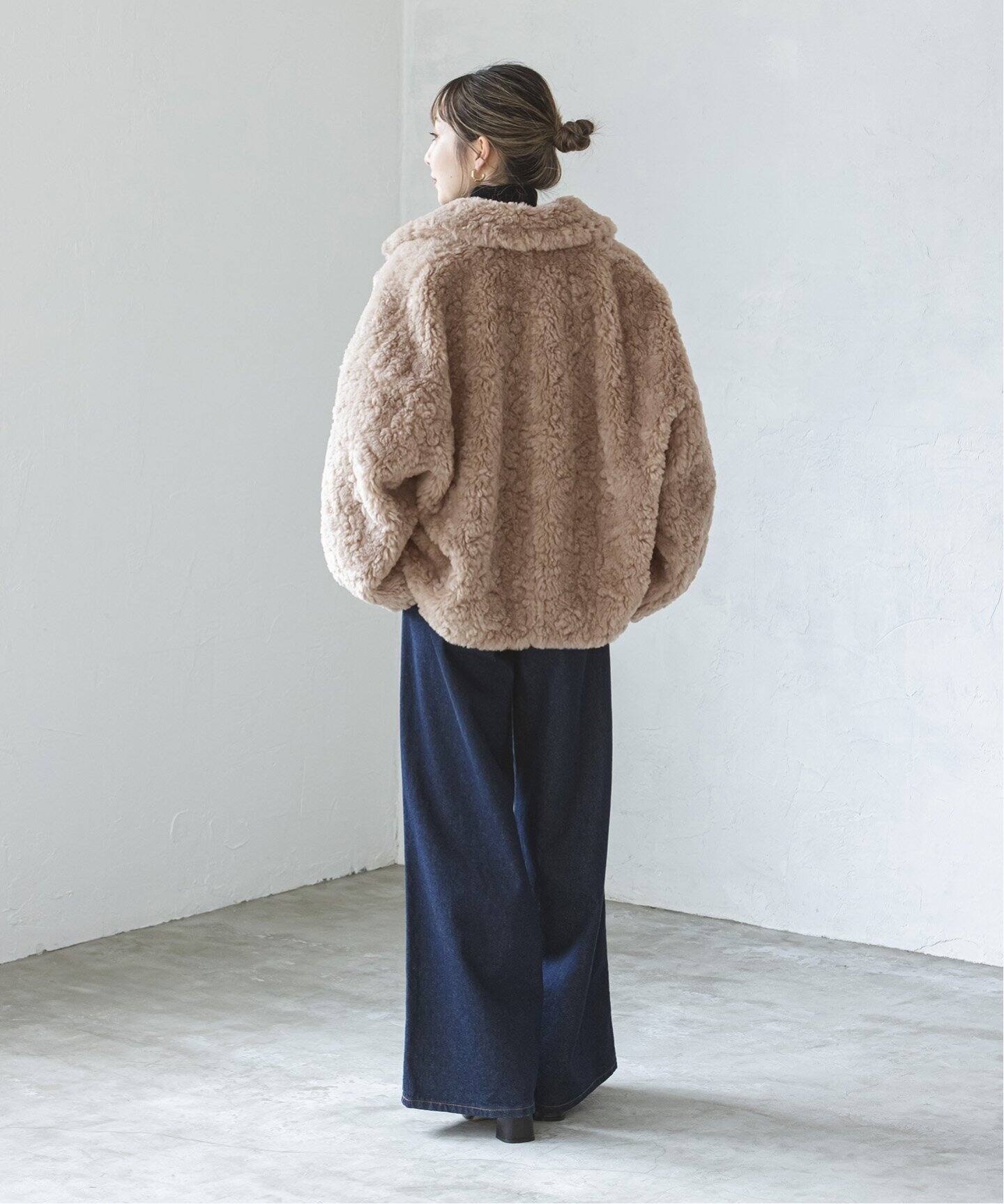 リッチフェイクボアショートコート（ボア・フリース）｜NOBLE  