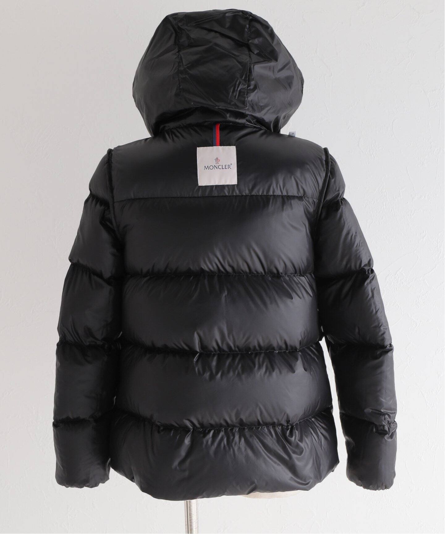 Moncler/モンクレール】SERITTE SHORT PARKA（その他ブルゾン 