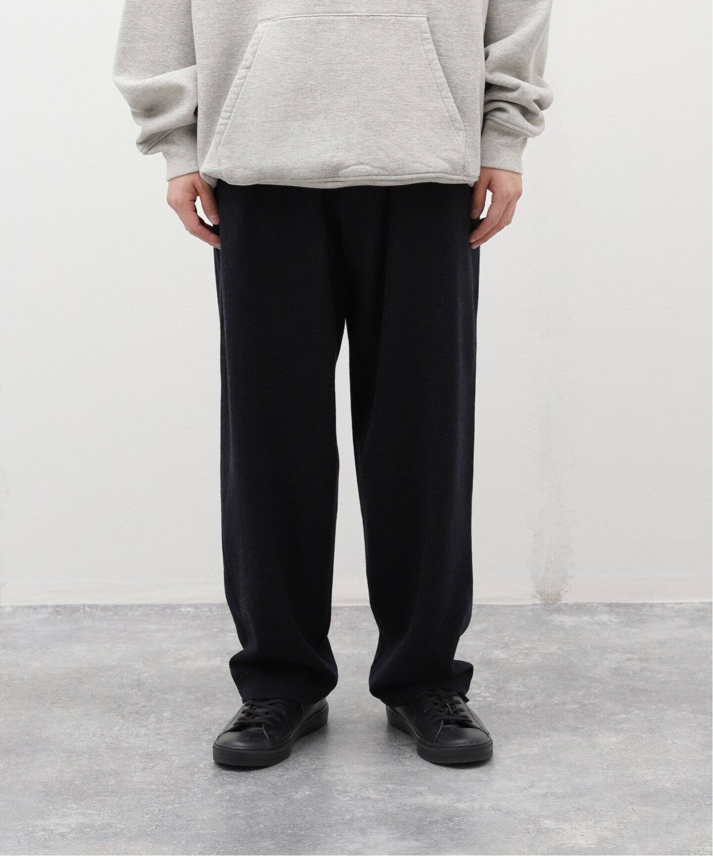 COMOLI / コモリ】リファインウール ドローストリングパンツ 