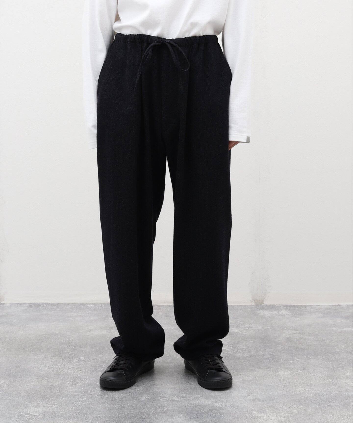 COMOLI / コモリ】リファインウール ドローストリングパンツ 