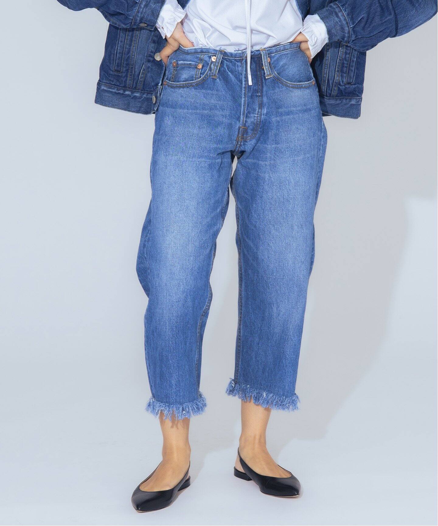 ベイクルーズ購入 リーバイス リメイクデニム フリンジ付き ジーンズ