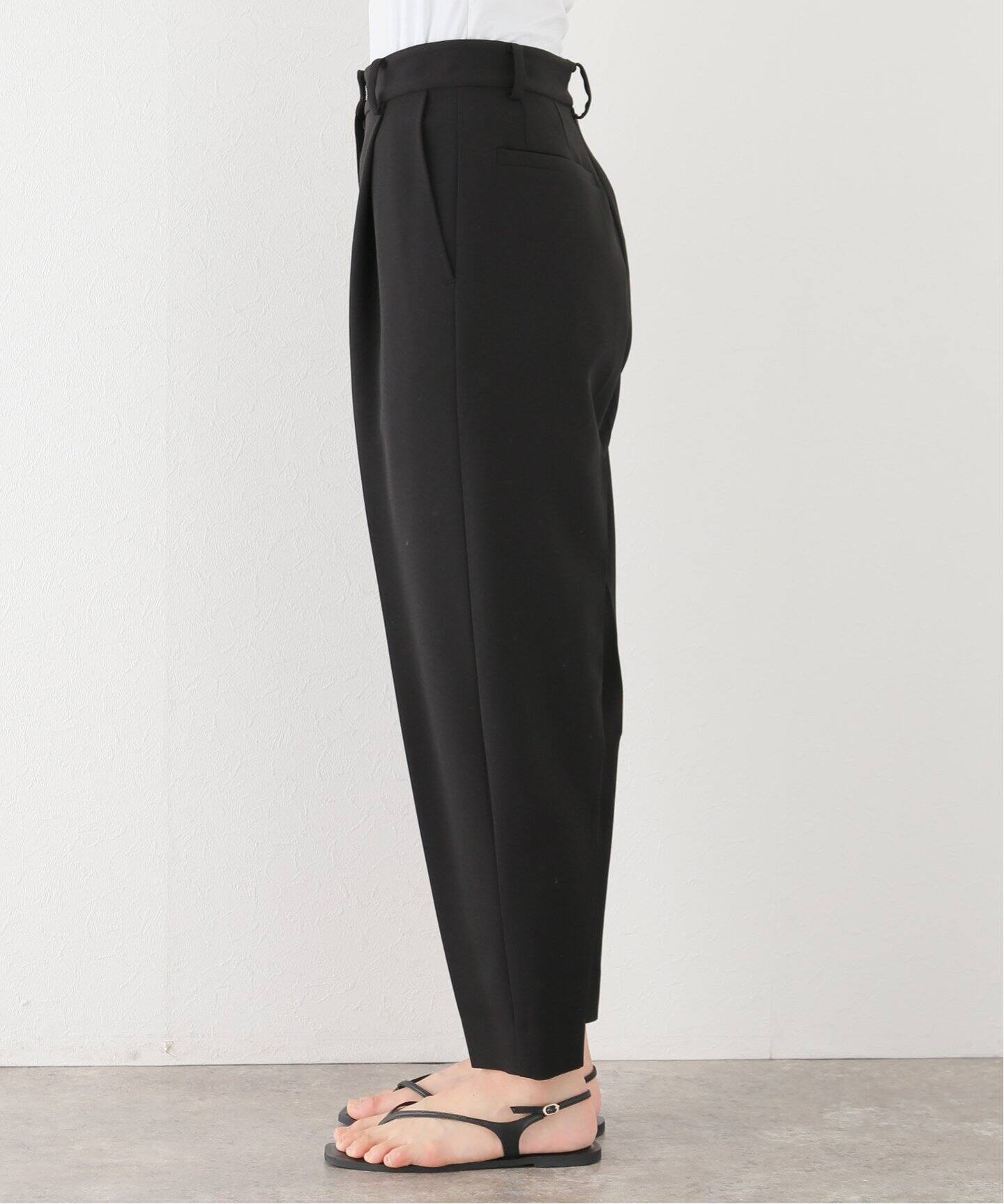 CLANE / クラネ】ROUNDED LINE TUCK PANTS（スラックス）｜BOICE FROM 