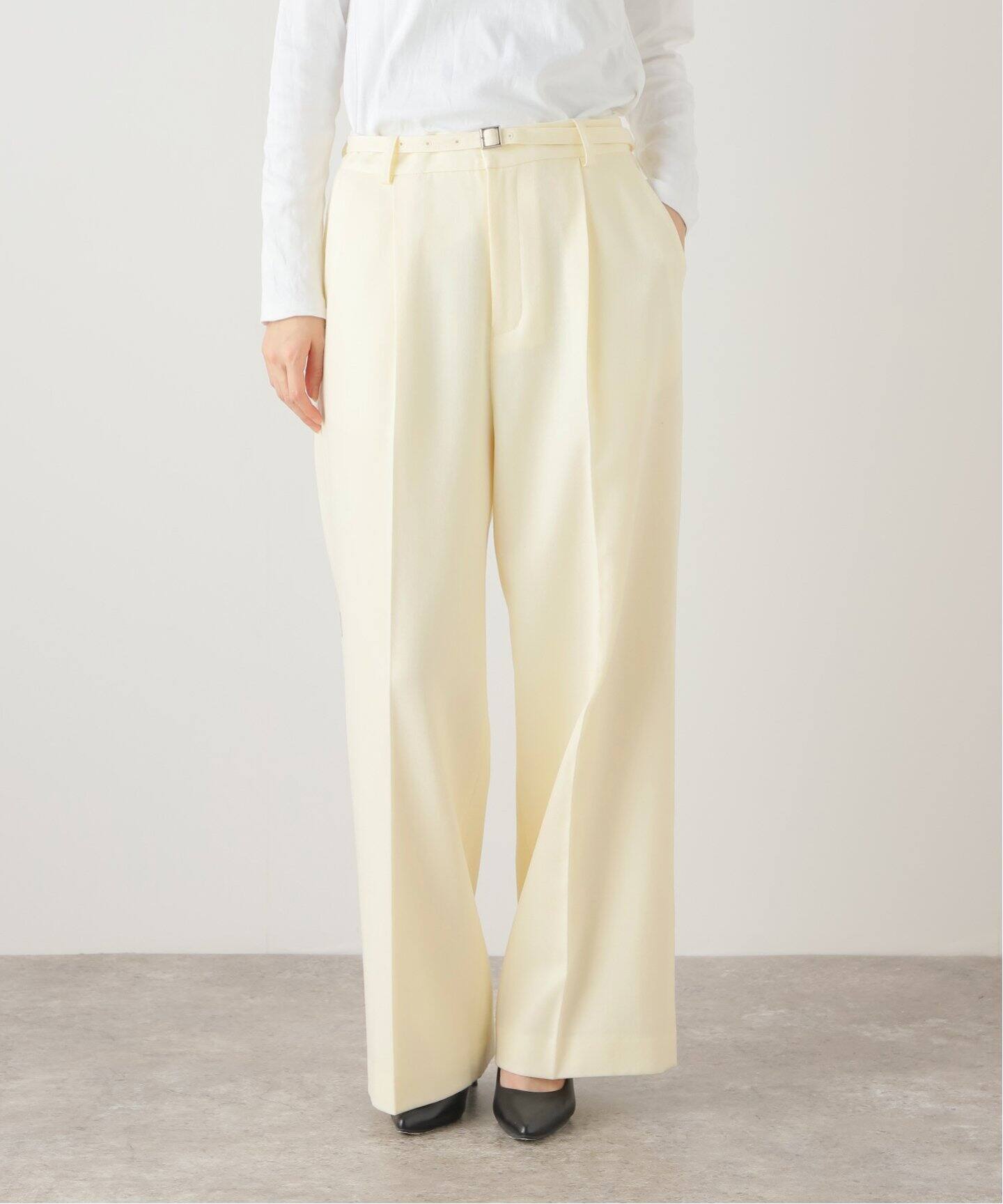 ベルトツキワイドストレートパンツ（スラックス）｜Spick and Span  