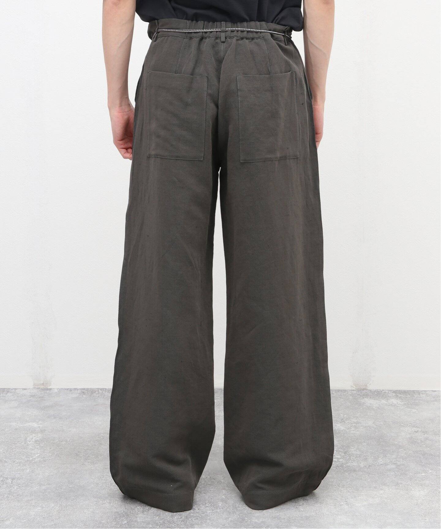 seya. / セヤ】BOSFOR EASY PANTS LINEN（スラックス）｜EDIFICE 