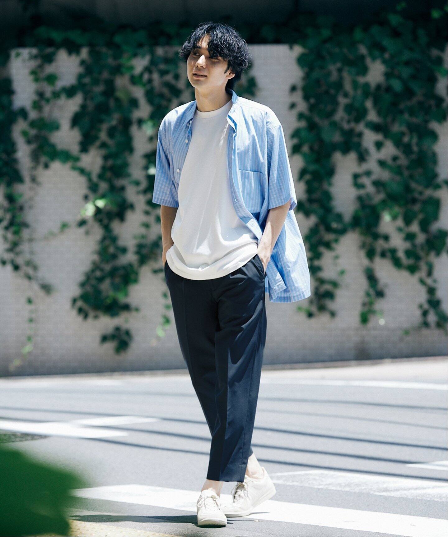 クールな価格でホットなピック allery / アレリ―】”テーパード” トロピカルウール（スラックス パンツ