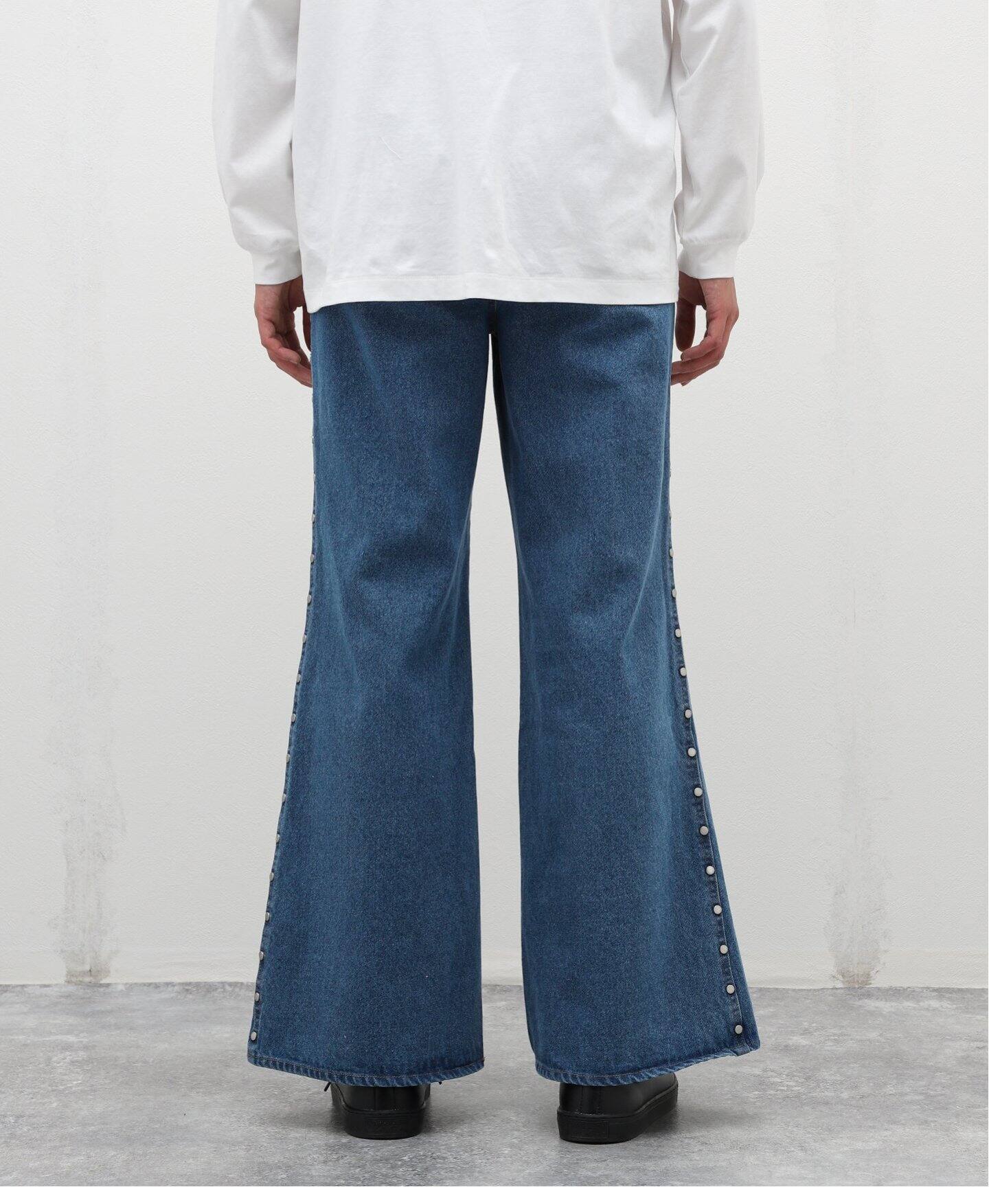 AFB / エーエフビー】STUDDED BAGGY PANTS（デニムパンツ・ジーンズ  