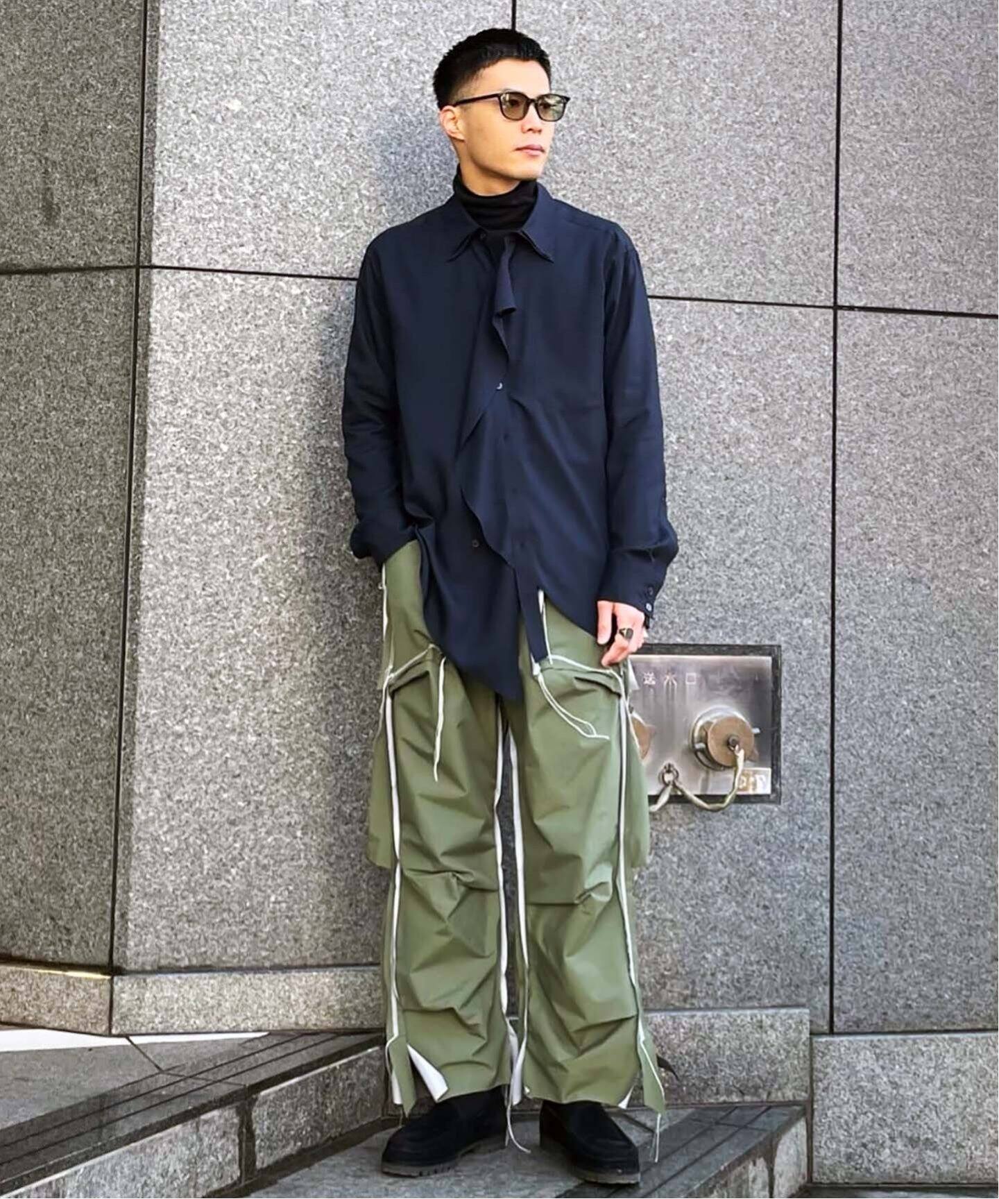 SULVAM / サルバム】CUTTING TUCK PANTS（その他パンツ）｜PULP 