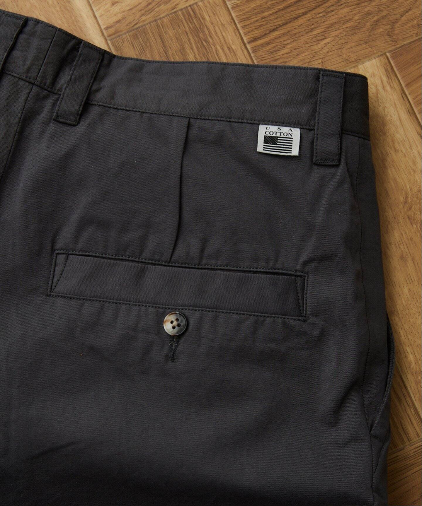 【50％OFF】 チノワイドスラックス AMERICAN BY USA（チノパンツ SUPIMA トップス