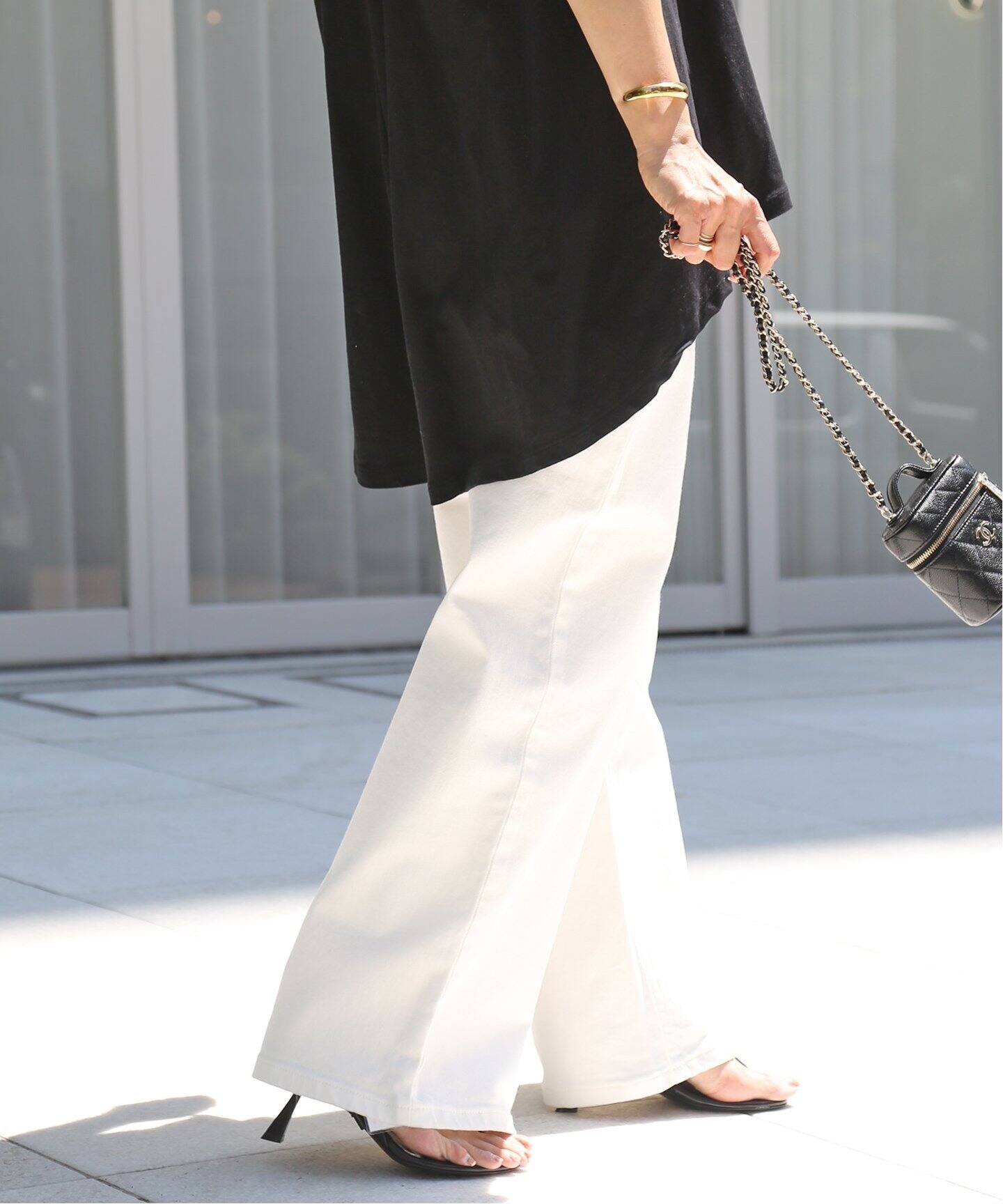 ホワイト タックバギーデニム（デニムパンツ・ジーンズ）｜Deuxieme  